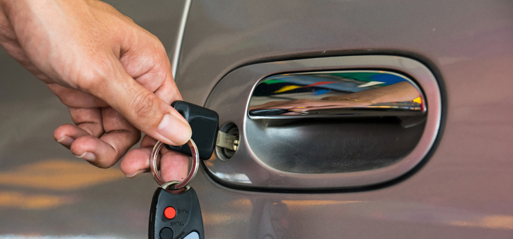 Car door lock repair in Carpinteria