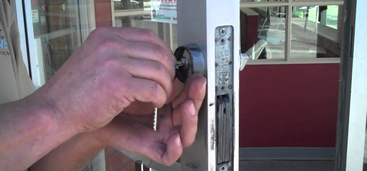 commercial door lock repair Carpinteria